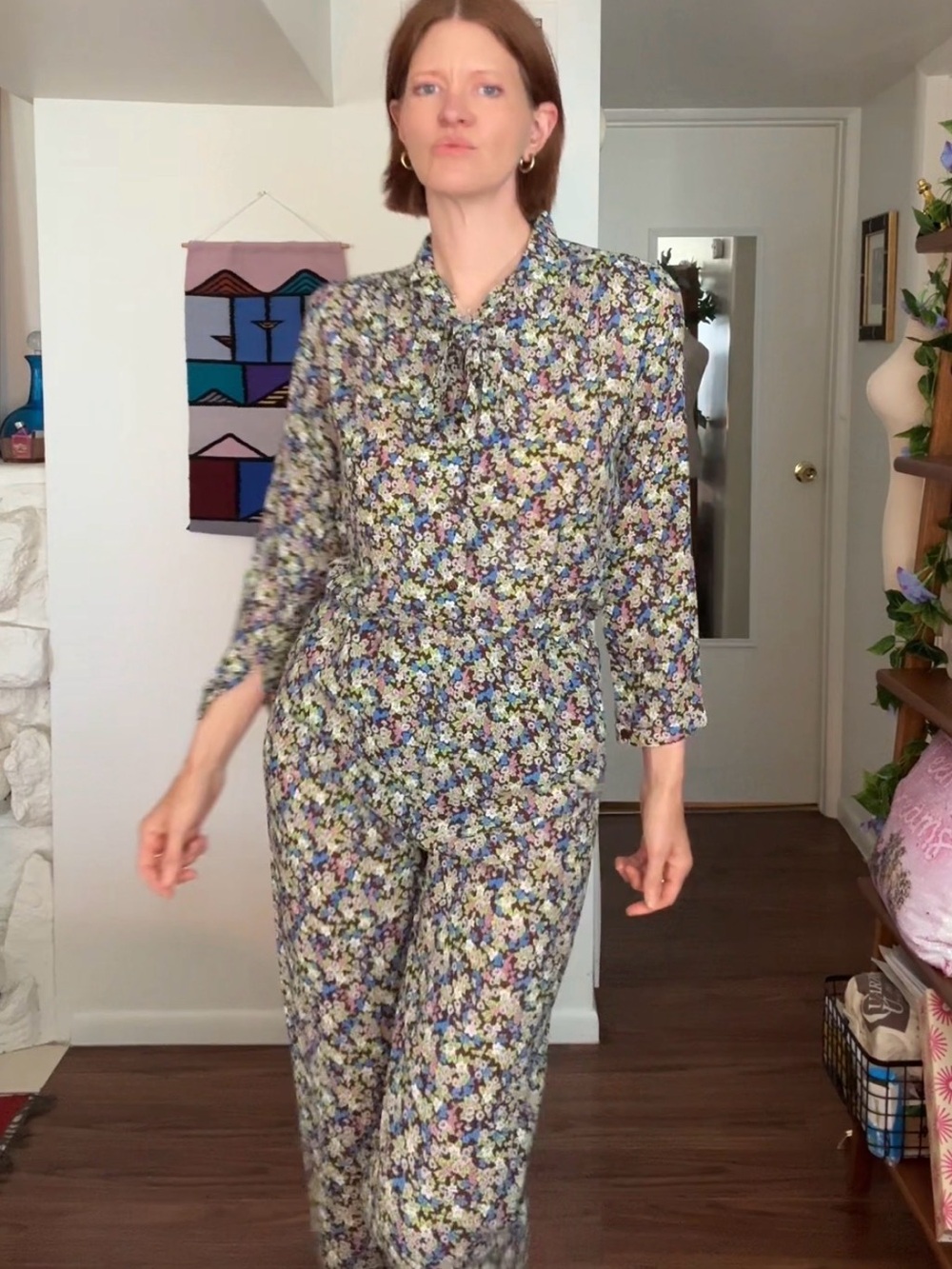 Rare 70s Flower Power Matching Two-Piece Pants Set